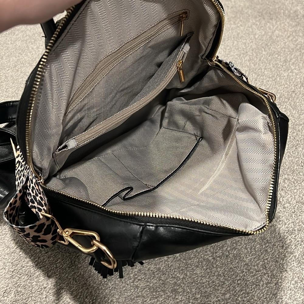 Boutique vegan Leather Backpack with Leopard Strap - Picture 3 of 4
